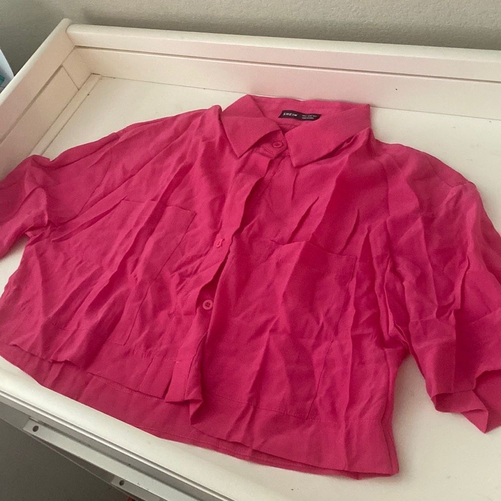 Drop shoulder patch pocket button up crop shirt size small hot pink - Picture 3 of 9